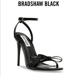 NWT Steve Madden Black Heel